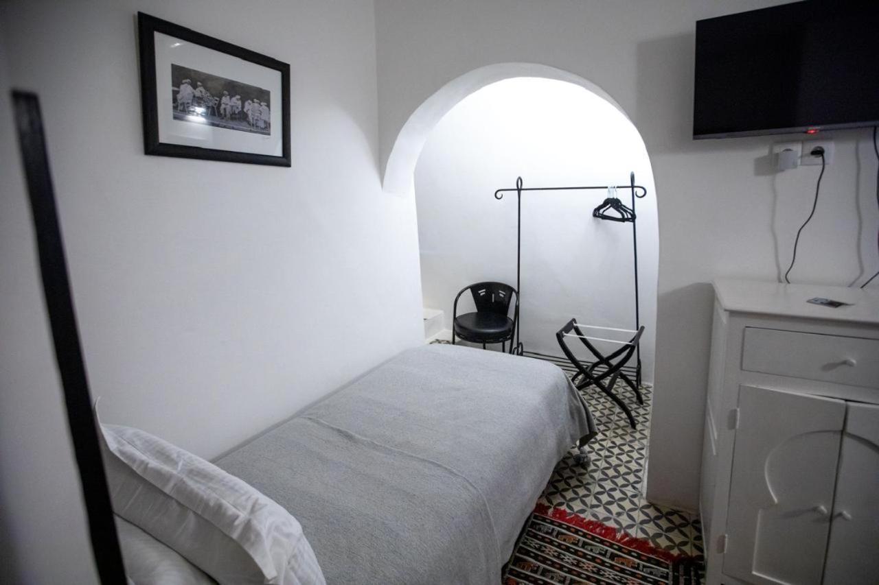 Dar Lalzohra Bed & Breakfast Рабат Екстериор снимка