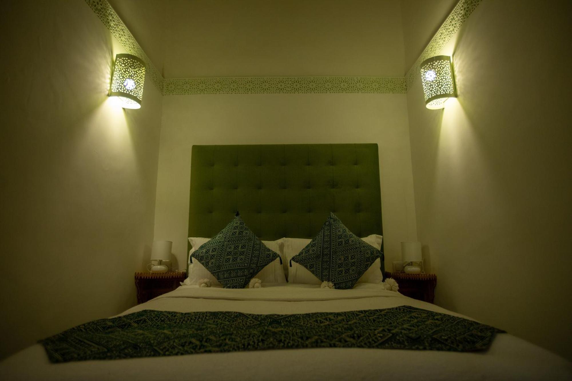 Dar Lalzohra Bed & Breakfast Рабат Екстериор снимка